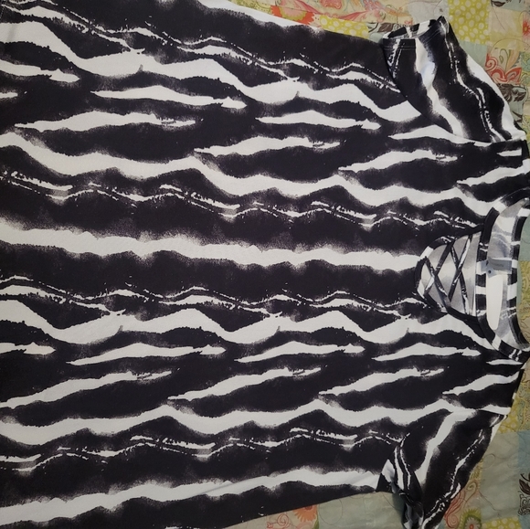 Honeyme Curvy - Picture 2 of 4